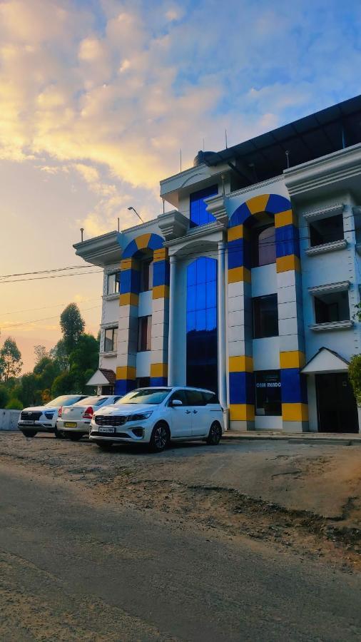 Hotel Lumino Karthika à Munnar Extérieur photo